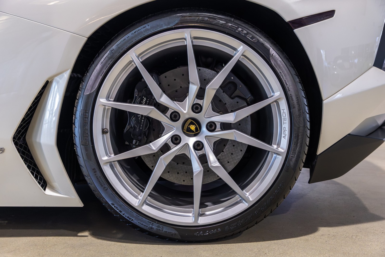 Used Car 2015 Lamborghini Aventador  For Sale Under $340,000 In Boerne, Texas