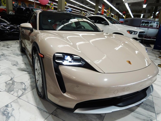 2022 Porsche Taycan 4 AWD in Springfield, New Jersey