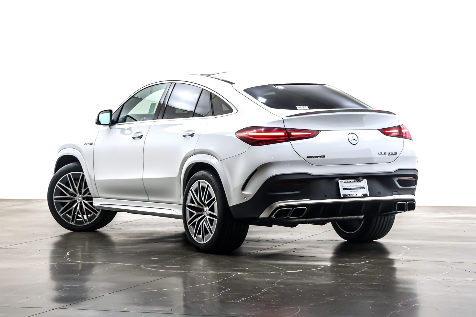 New 2026 MANUFAKTUR Moonlight White Metallic Mercedes-Benz AMG® GLE 63 S image 12