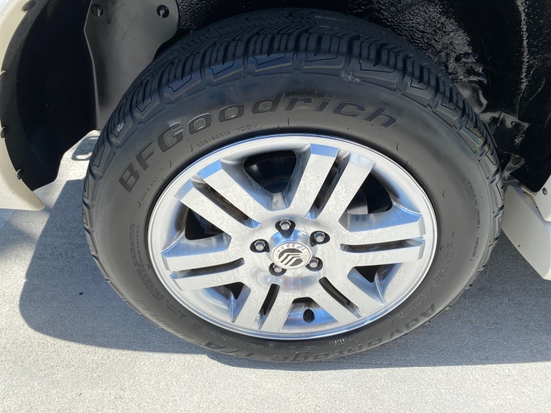 2007 Mercury Mountaineer SUV Premier 1 OWNER in ,