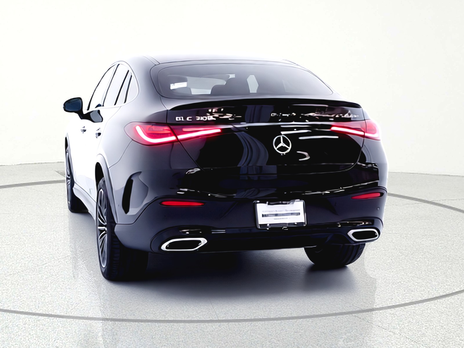 New 2026 Black Mercedes-Benz GLC 300 image 6