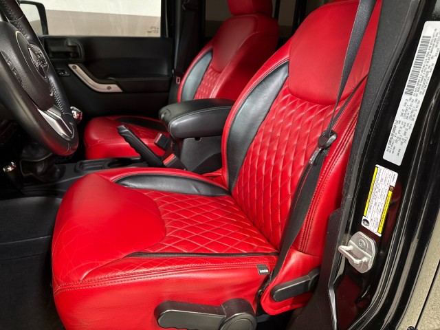 2015 Jeep Wrangler Unlimited Rubicon Hard Rock 4WD V6 Custom in ,