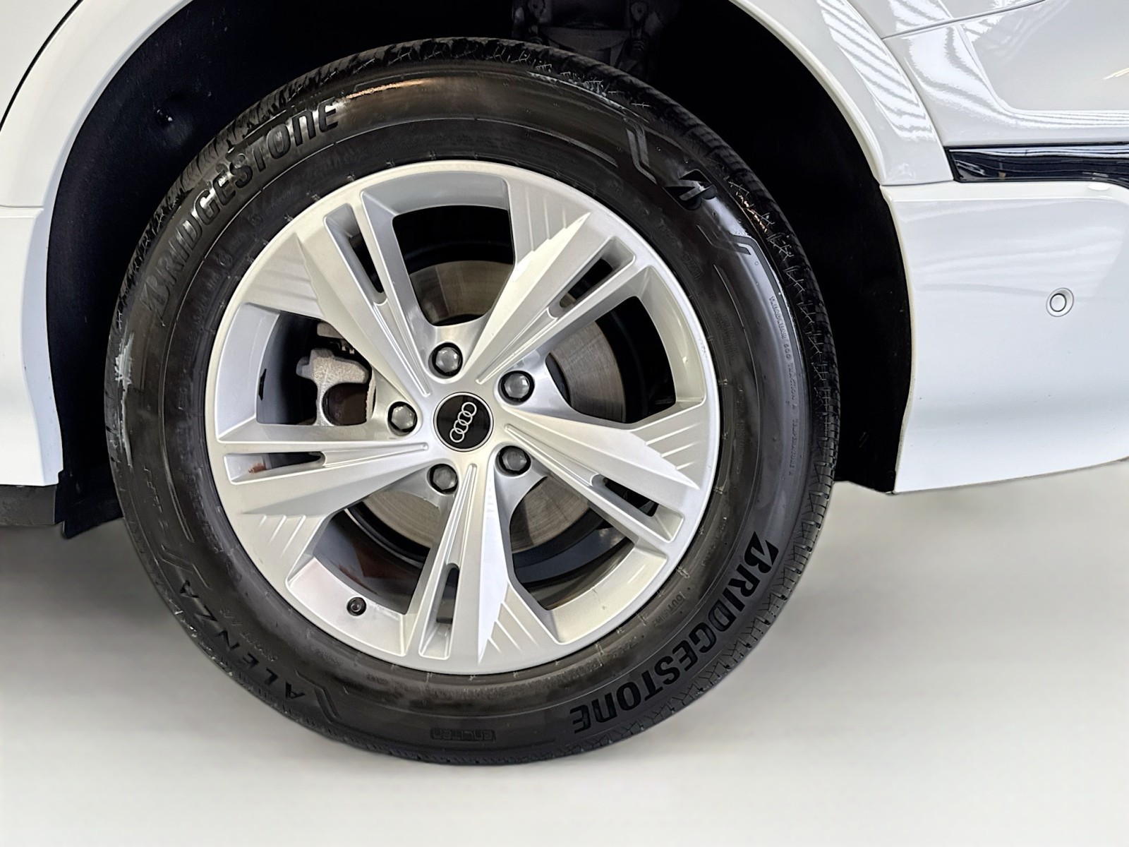 Used 2025 Glacier White Metallic Audi Premium image 28