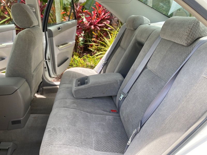 2003 Toyota Camry LE LOW MILES 61,005 in , 