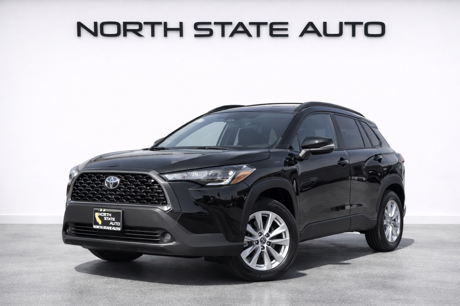 2023 Toyota Corolla Cross LE AWD