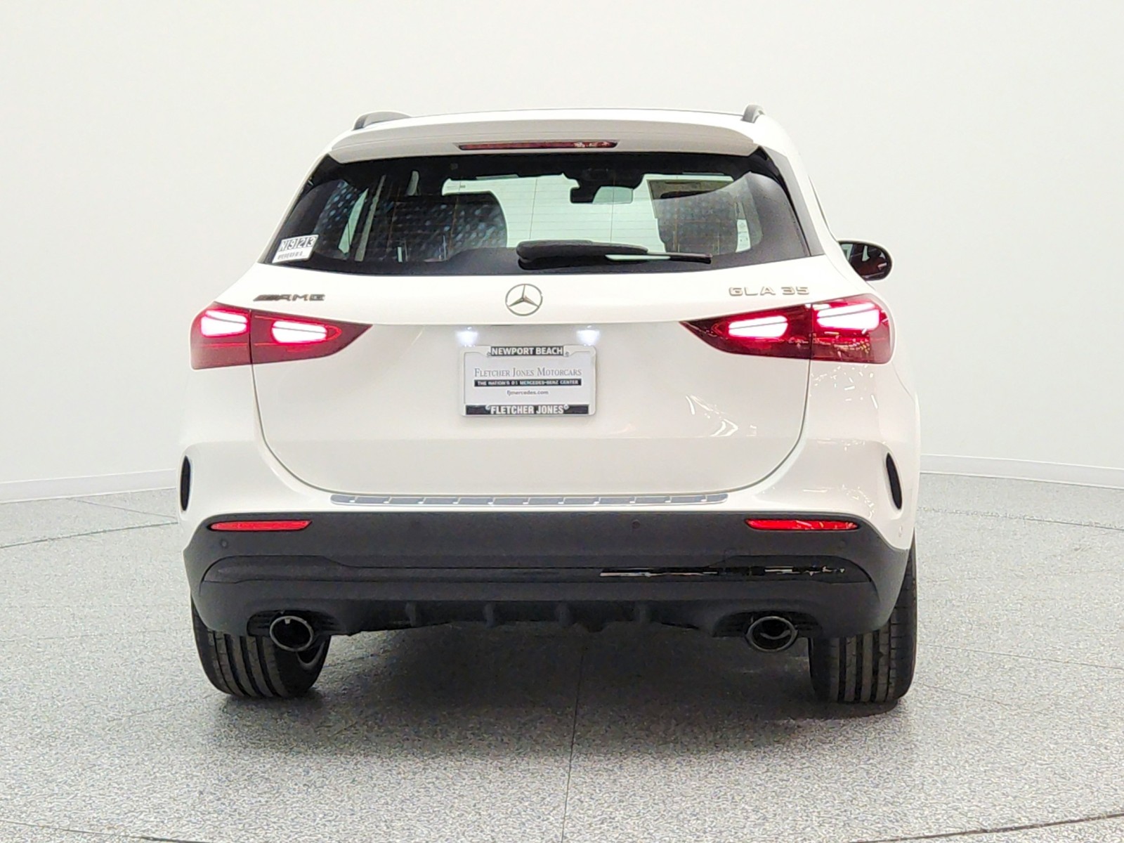 New 2026 Polar White Mercedes-Benz AMG® GLA 35 4MATIC SUV image 6