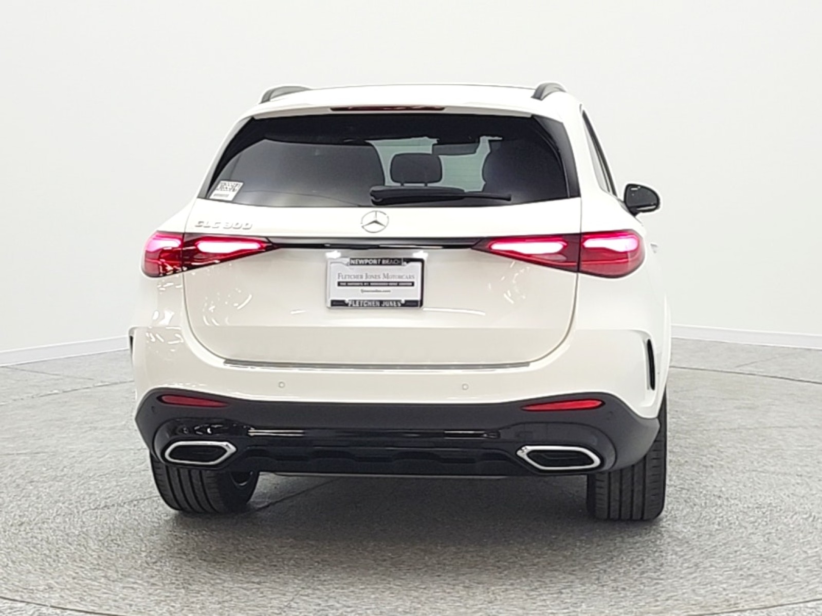 New 2026 Polar White Mercedes-Benz GLC 300 SUV image 6