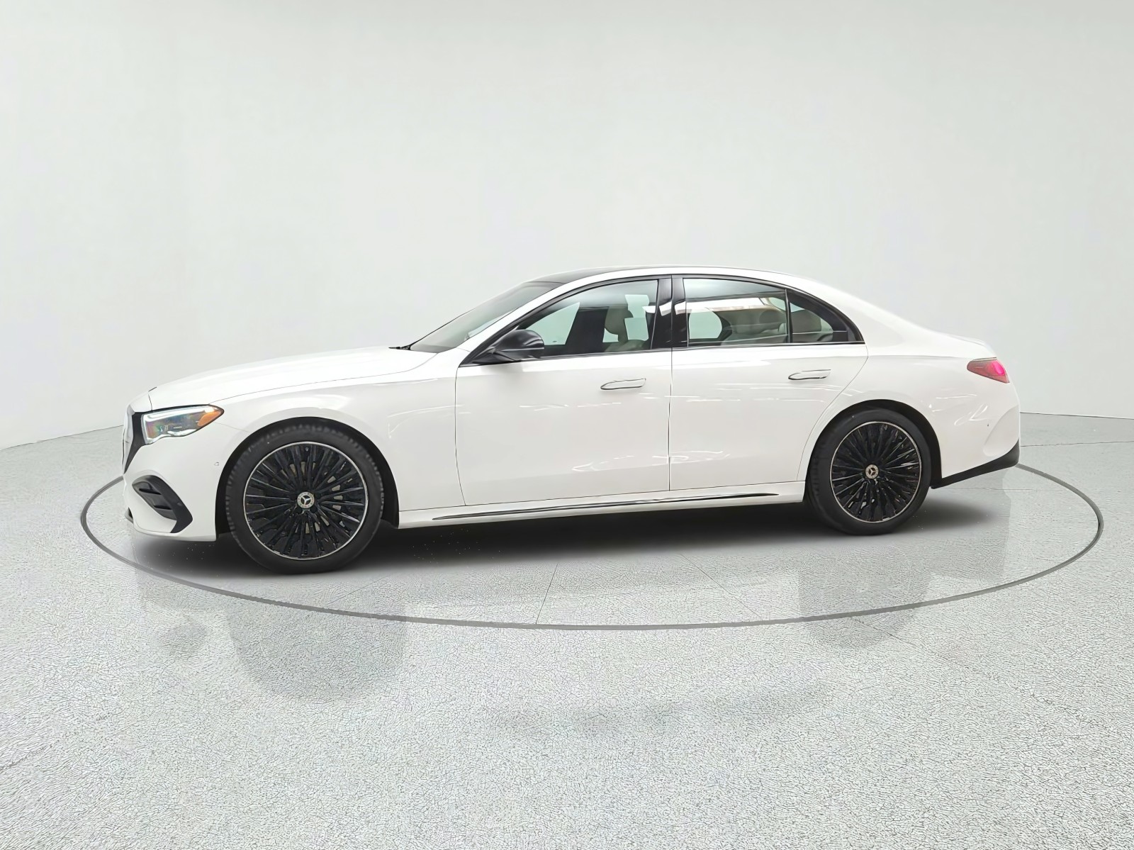 New 2027 Polar White Mercedes-Benz E 350 RWD Sedan image 8