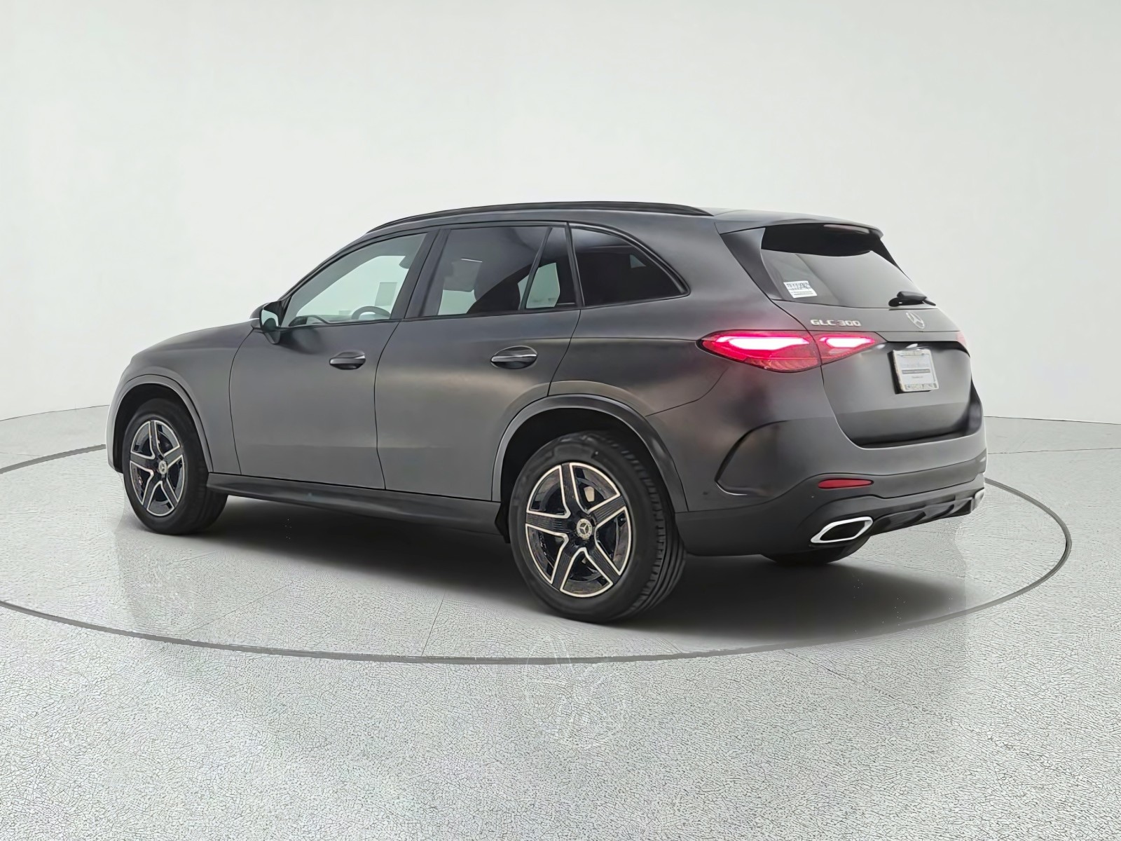 New 2027 MANUFAKTUR Graphite Grey Magno Mercedes-Benz GLC 300 SUV image 7