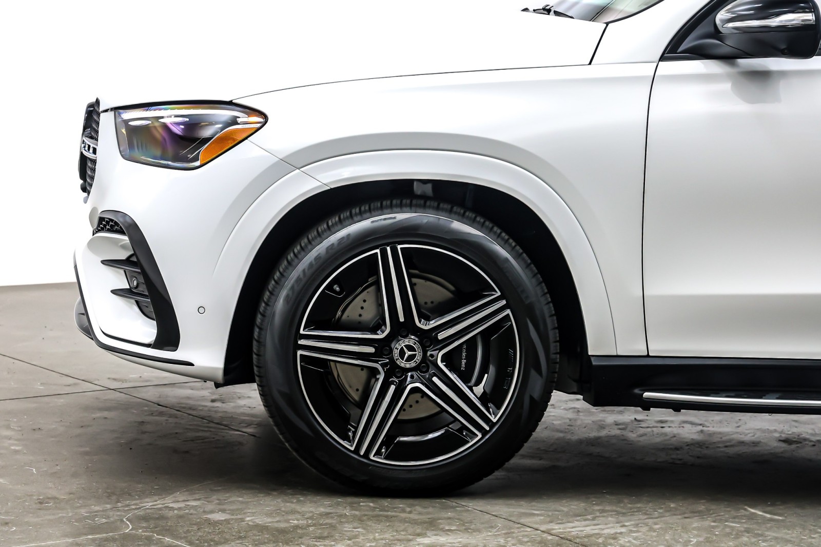 New 2026 Polar White Mercedes-Benz GLE 450 image 10