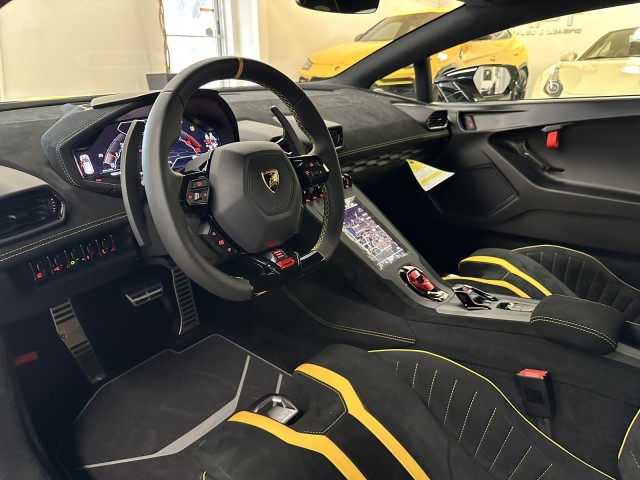2023 Lamborghini Huracan STO  60