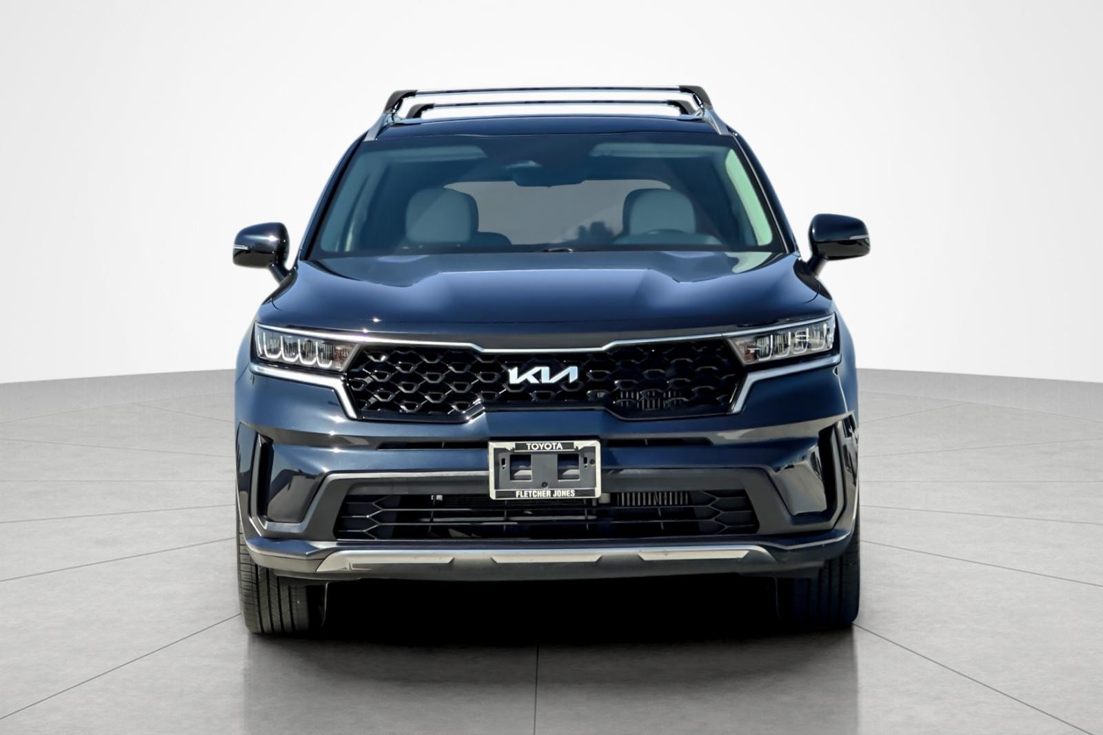 Used 2022 Gravity Blue Kia S image 8