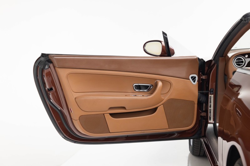 2007 Bentley Continental GTC  in , 