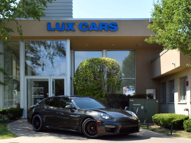 2016 Porsche Panamera GTS PDK Carbon Steering Wheel Lane Departure Premium Pkg. Plus Park Assist Bose Sound MSRP $133,580 1