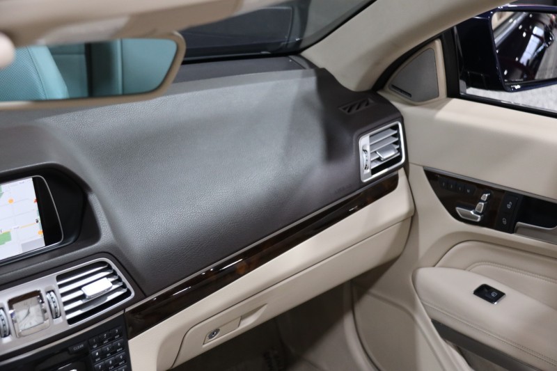 2015 Mercedes-Benz E 400 AMG Sport 2dr Cabriolet in ,