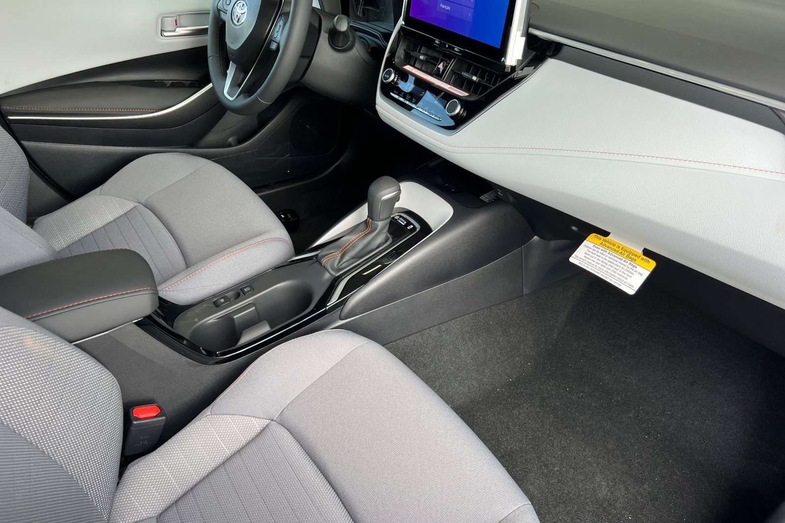 2025 Toyota Corolla SE photo 12
