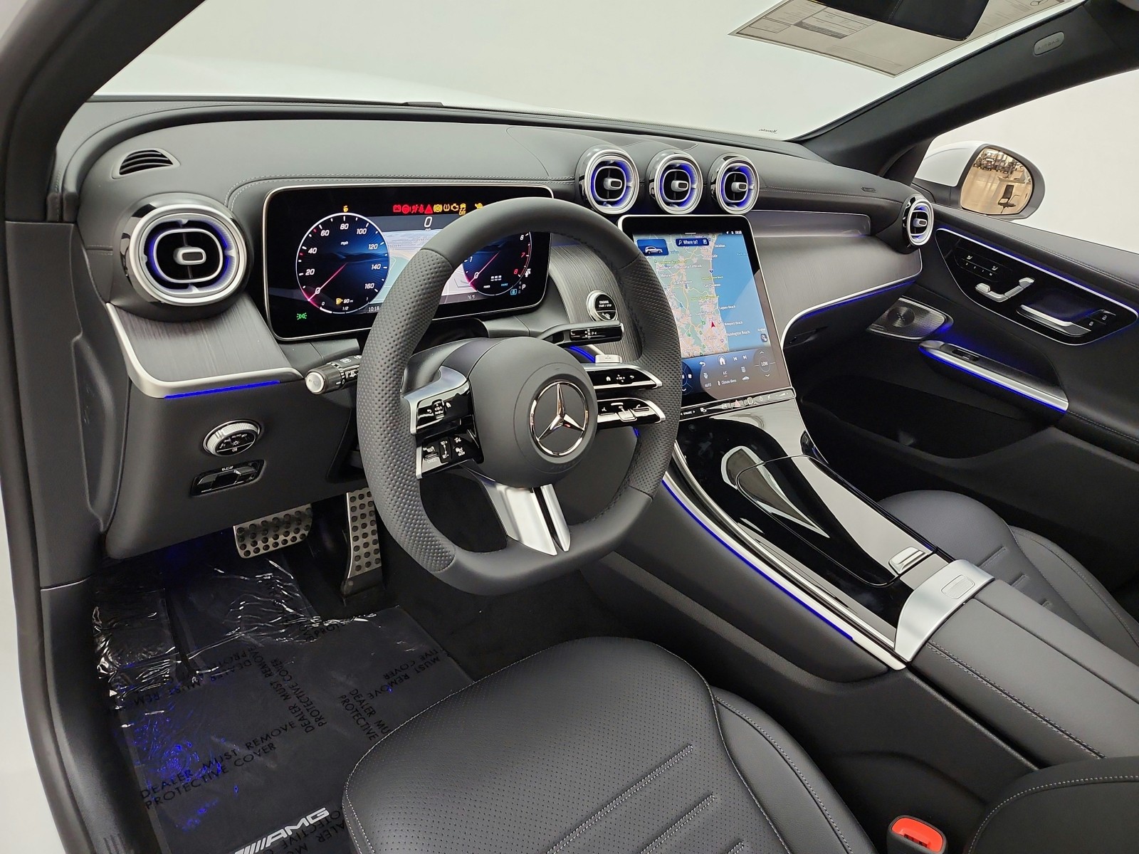 New 2027 MANUFAKTUR Moonlight White Metallic Mercedes-Benz GLC 300 SUV image 9