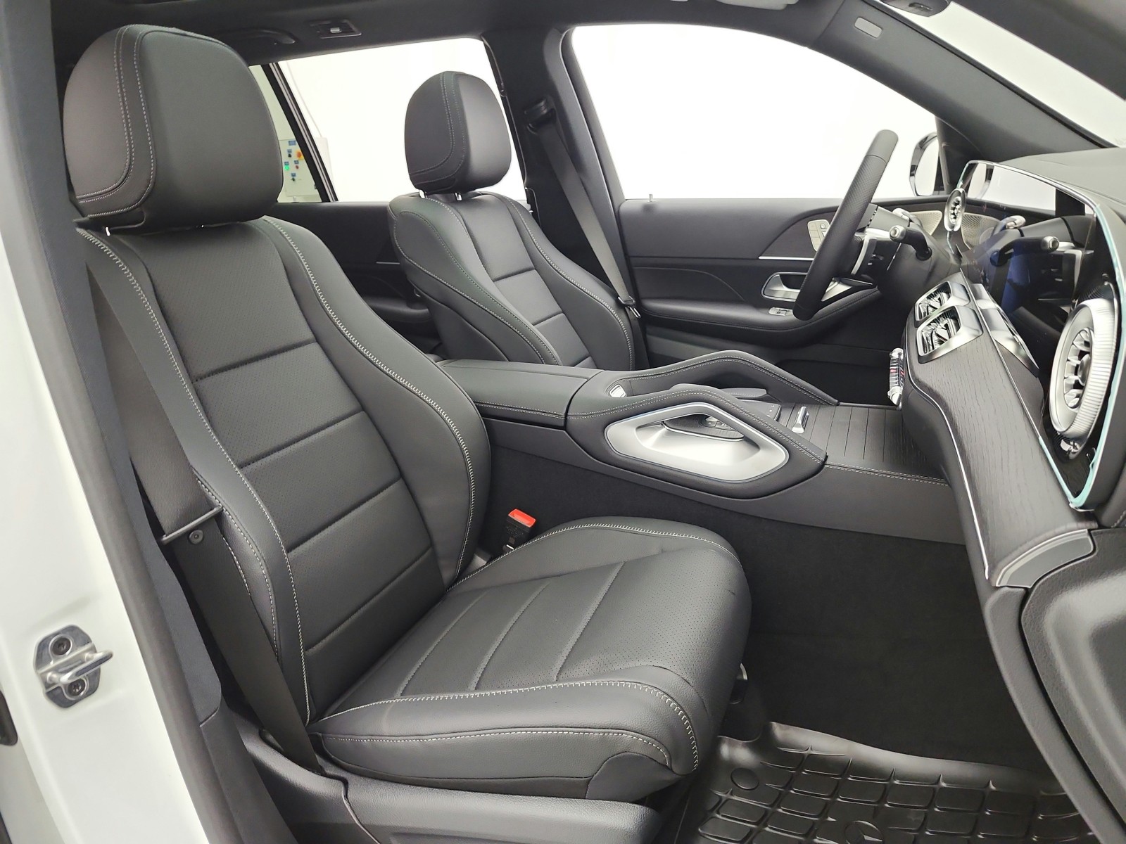 New 2027 Polar White Mercedes-Benz GLS 450 4MATIC® SUV image 14