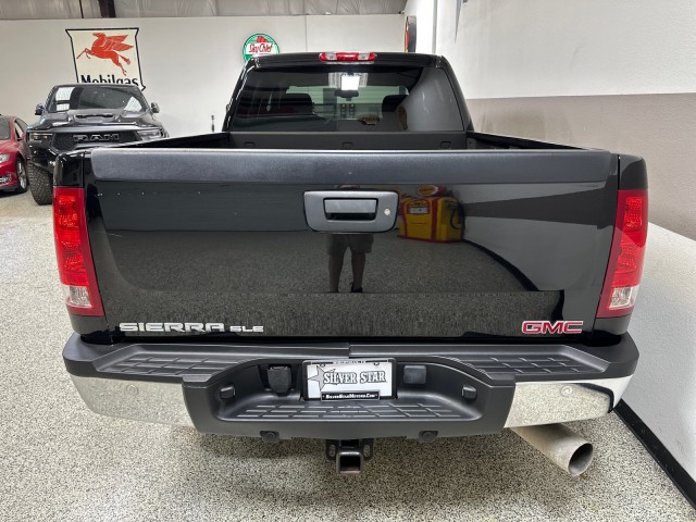 2010 GMC Sierra 2500HD SLE 4WD Duramax in , 