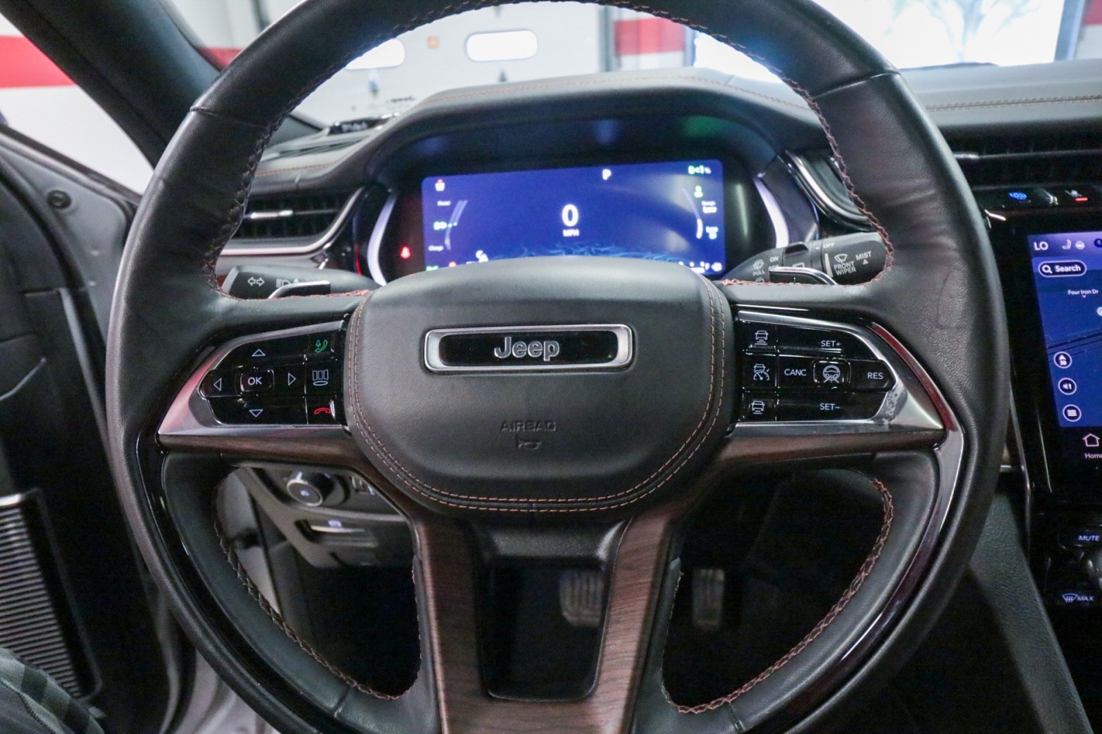 Used Car 2022 Jeep Grand Cherokee 4xe  Summit For Sale Under $40,000 In Austin, Texas