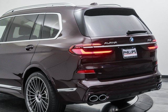 2024 BMW X7 ALPINA XB7 10