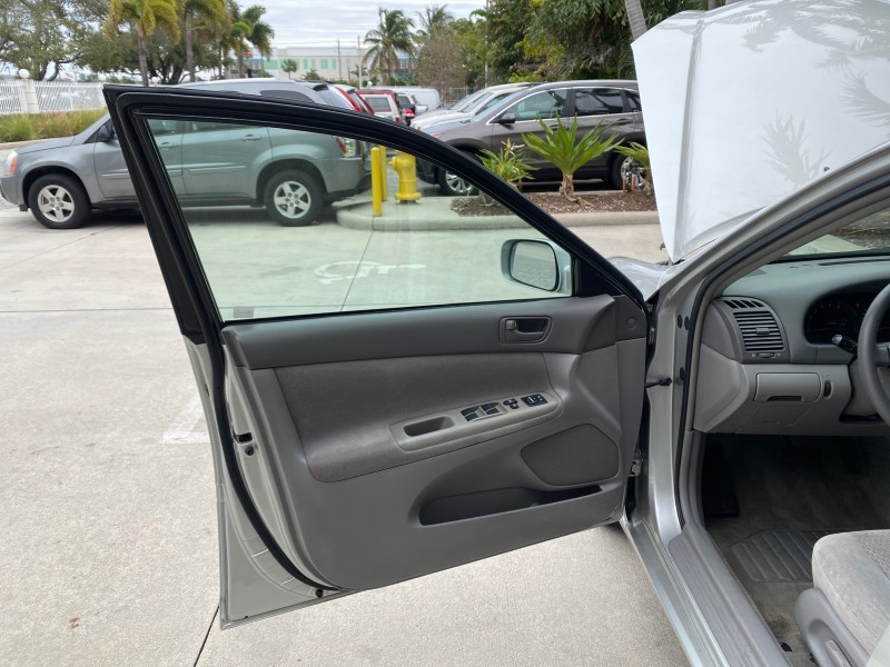 2002 Toyota Camry LE 4CYL LOW MILES 43,045 1 OWNER in , 