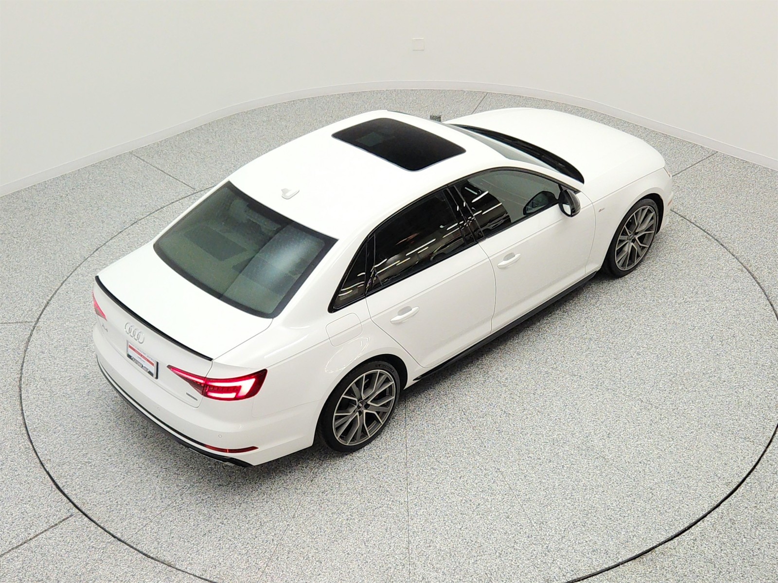 Used 2019 Ibis White Audi Premium Plus 45 TFSI quattro image 26