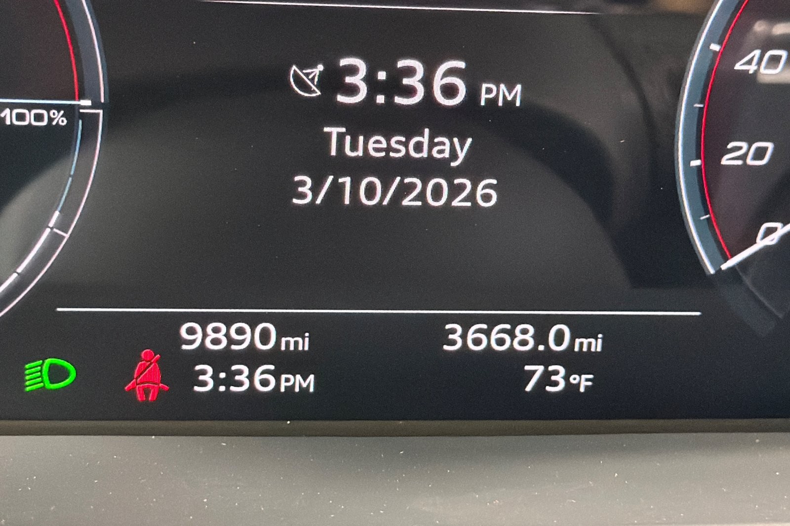 Used 2024 Suzuka Gray Metallic Audi Premium Plus quattro image 23