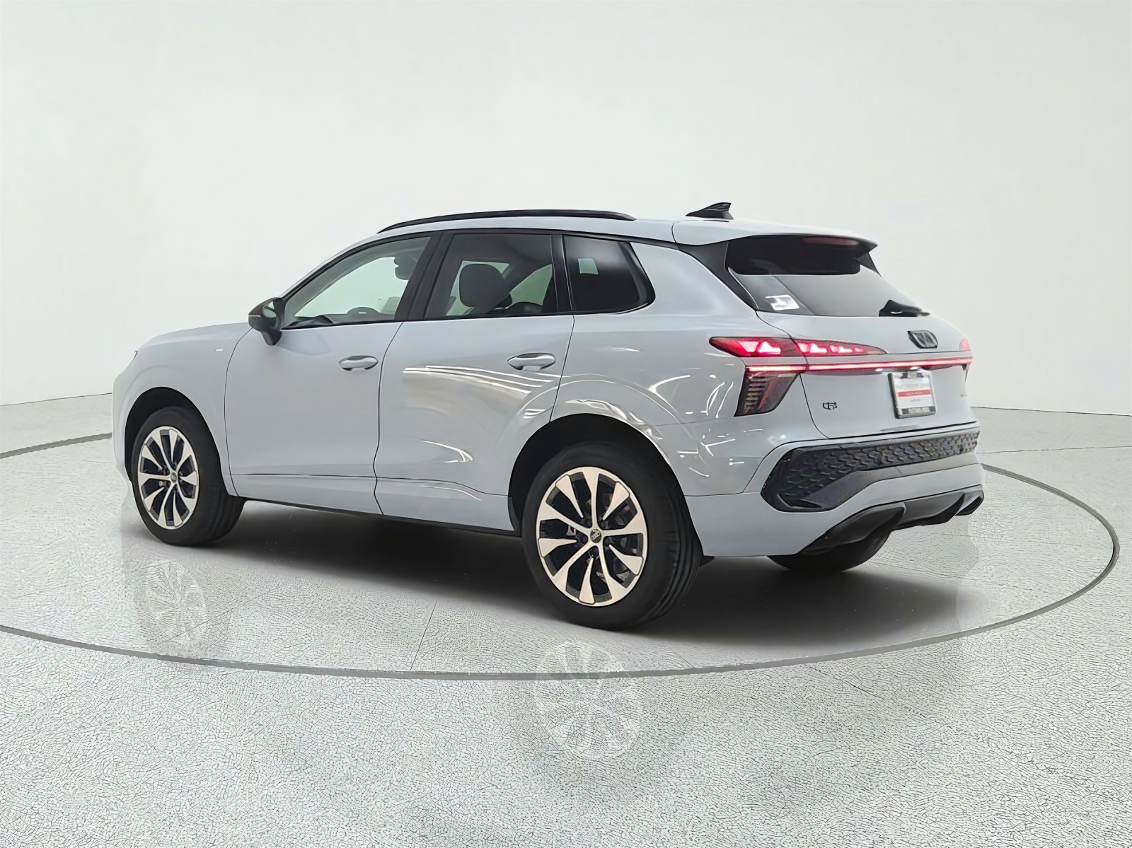 New 2026 Arrow Gray Pearl Effect Audi S line quattro image 7