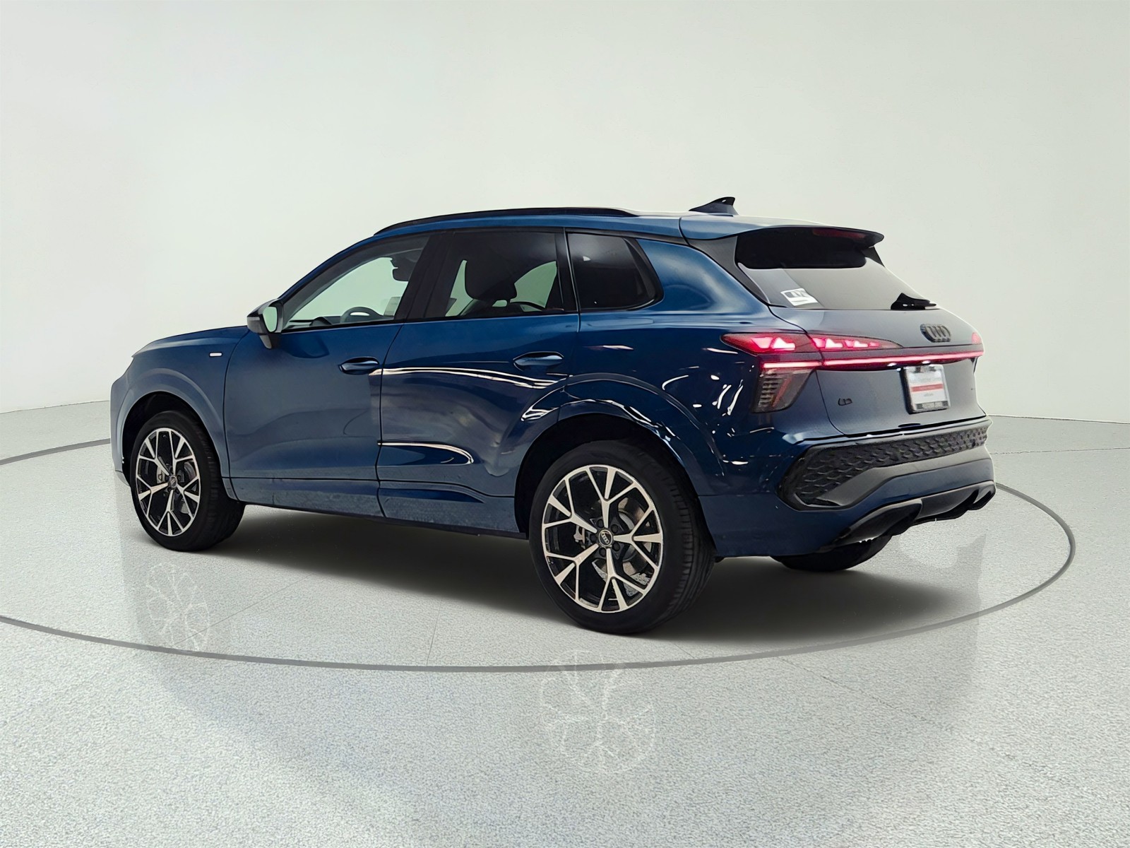 New 2026 Malpelo Blue Metallic Audi S line quattro image 7