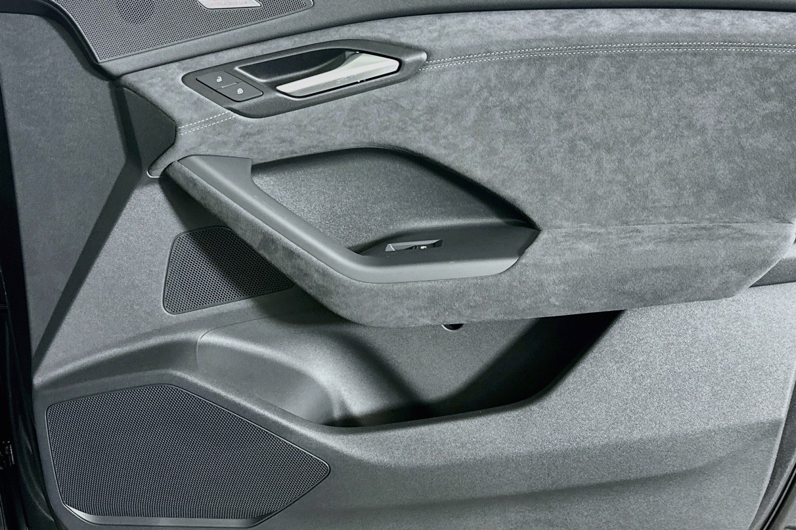 New 2027 Daytona Gray Pearl Effect Audi Premium Plus image 20