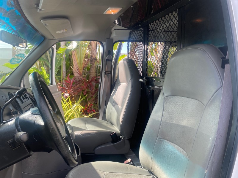 2000 Ford Econoline Cargo Van LOW MILES 68,046 in , 