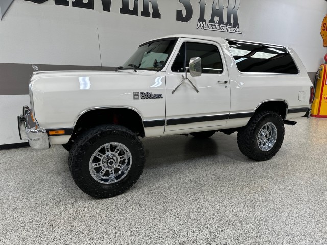 1987 Dodge Ram Charger Custom 4WD 5.2L- V8 in , 