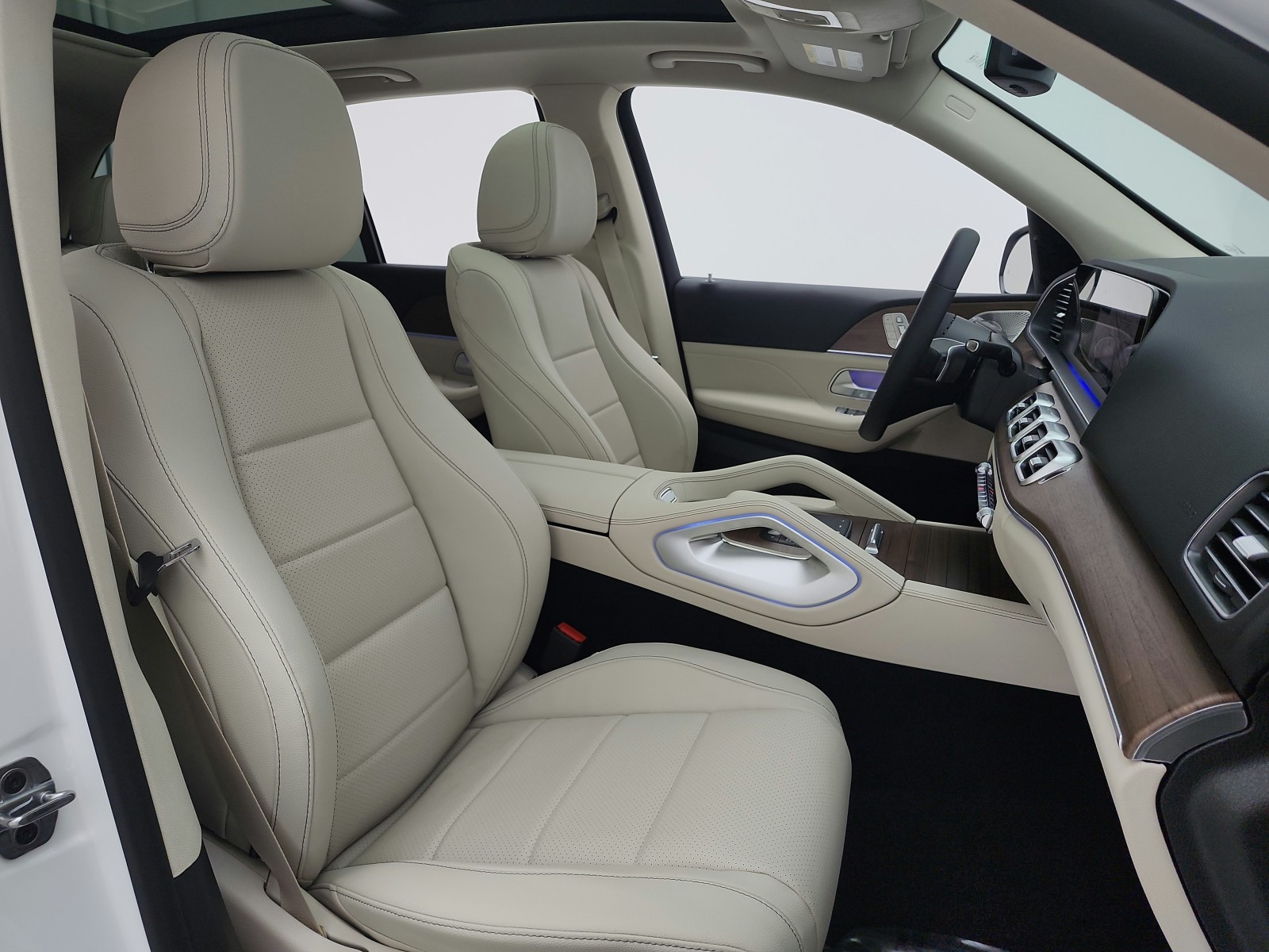 New 2026 Polar White Mercedes-Benz GLE 450 image 17