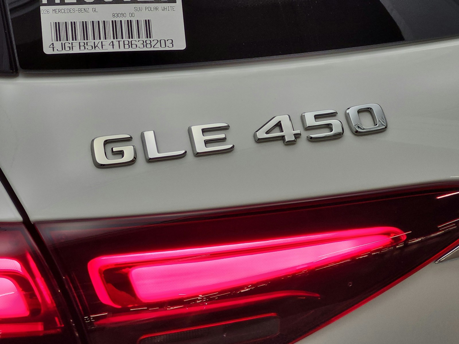 New 2026 Polar White Mercedes-Benz GLE 450 4MATIC® SUV image 15