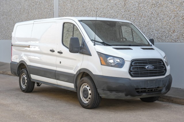 2019 Ford Transit Van  8