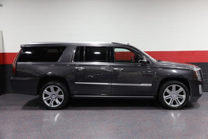 2015 Cadillac Escalade ESV Premium 4WD 4dr Suv in , 