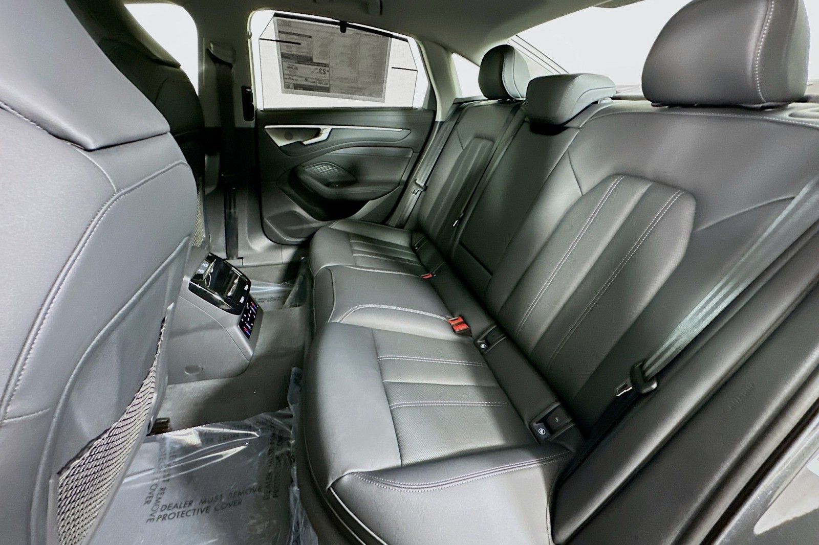 New 2026 Daytona Gray Pearl Effect Audi Premium Plus image 9