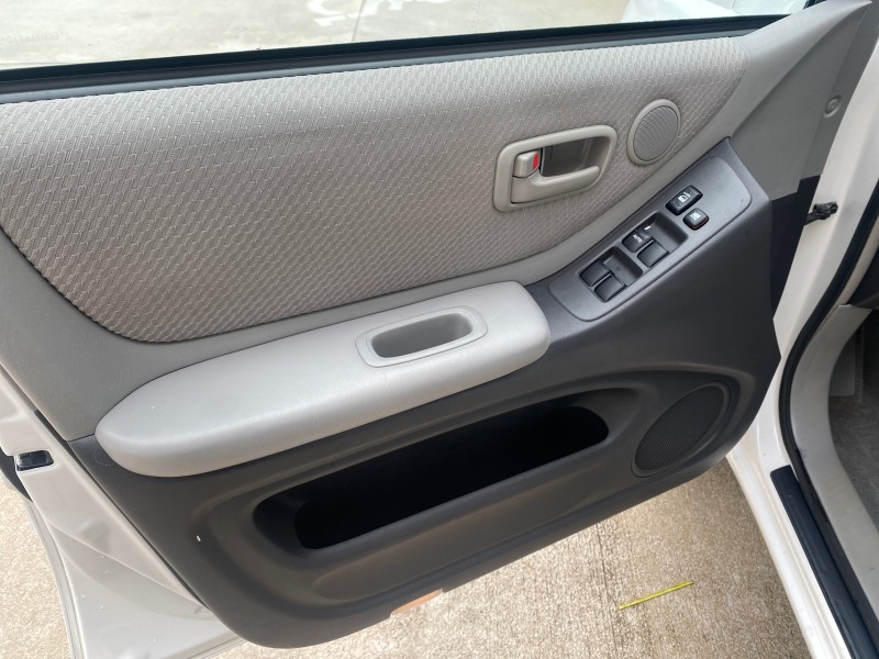 2006 Toyota Highlander 1 OWNER FL LOW MILES 49,290 SUV in , 