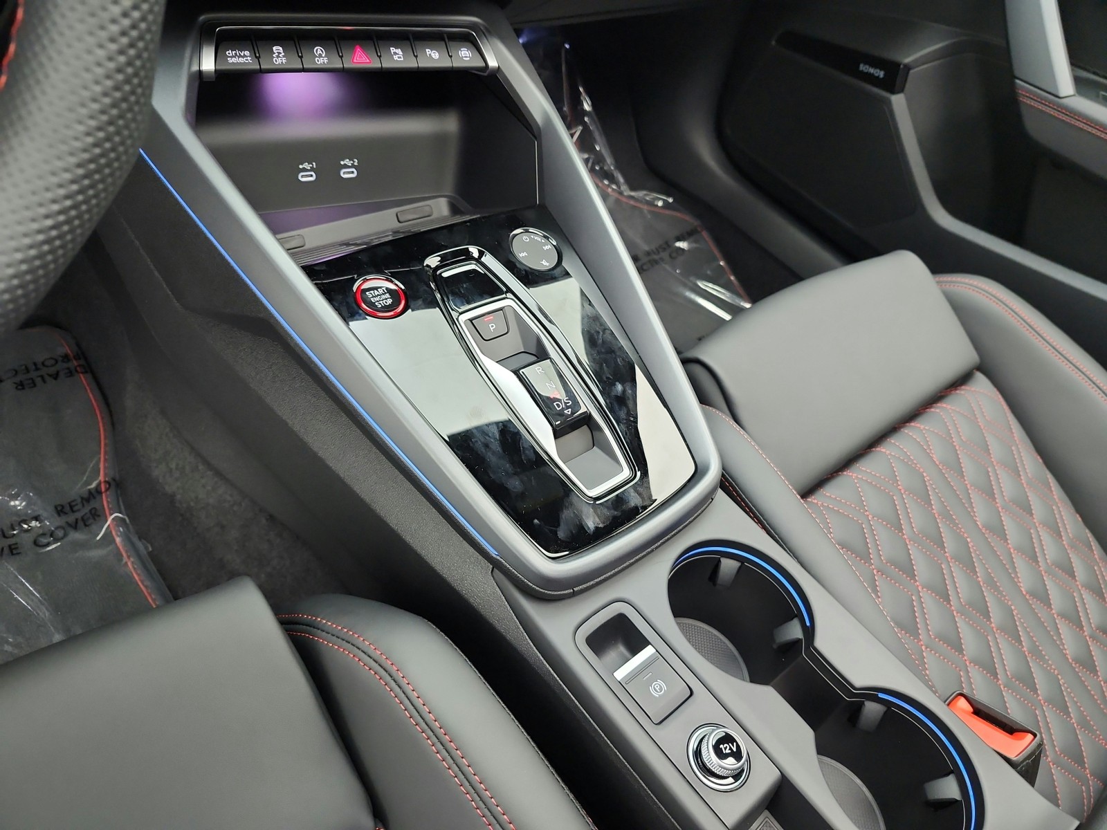 New 2026 Daytona Gray Pearl Effect Audi quattro image 10