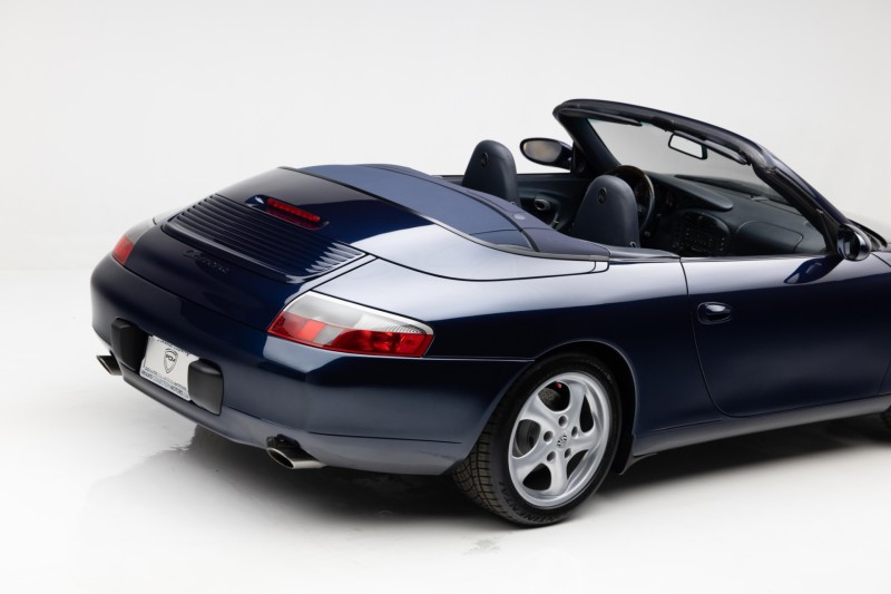 2000 Porsche 911 Carrera Carrera in , 