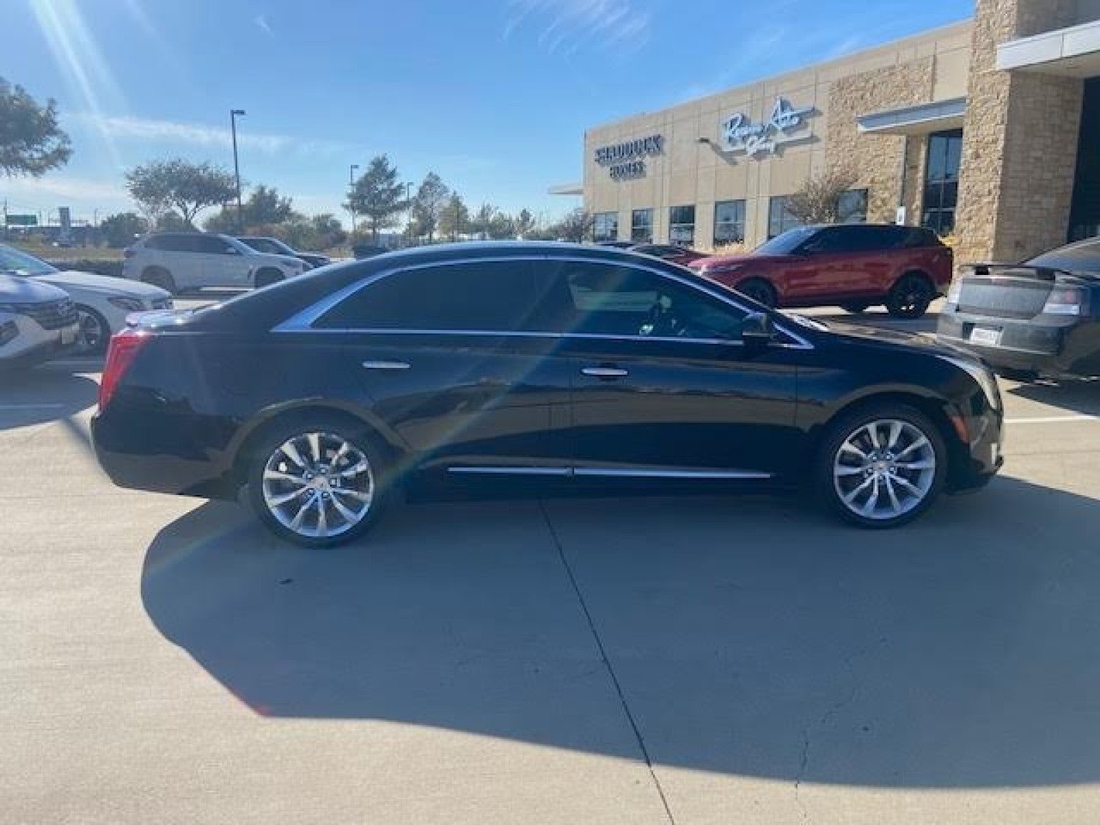 2015 Cadillac XTS Luxury Moonroof Navigation HtdACSeats Serviced 3