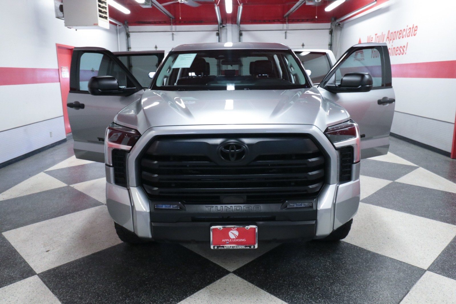 Used Car 2022 Toyota Tundra 4wd  Sr5 For Sale Under $50,000 In Austin, Texas