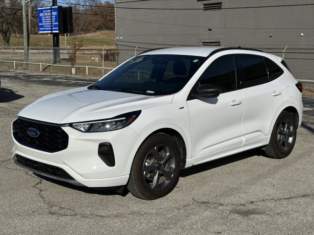 2023 Ford Escape ST-Line 7