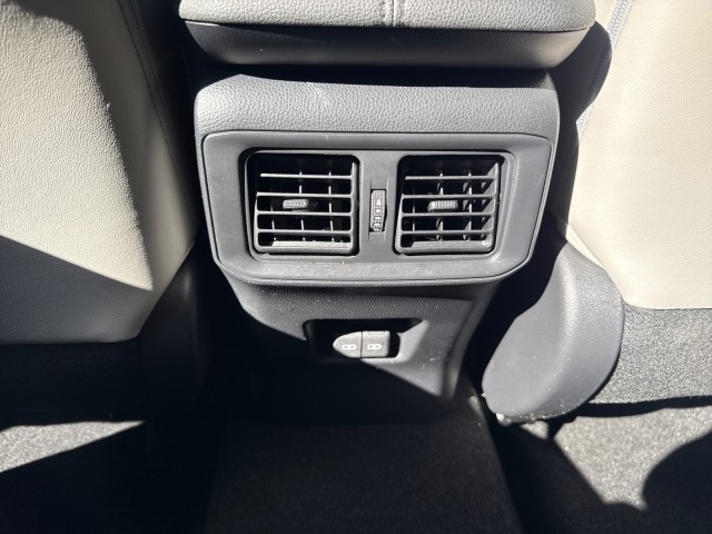 ToyotaRAV436