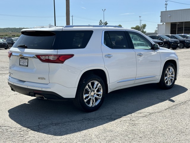 2019 Chevrolet Traverse High Country 3