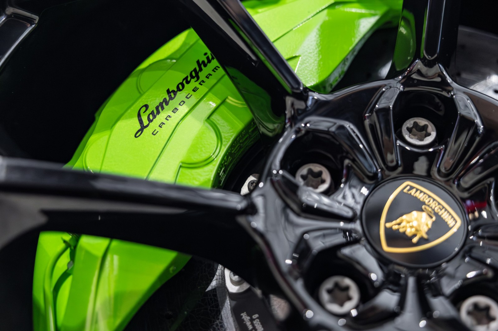 Used Car 2024 Lamborghini Urus  Performante For Sale Under $310,000 In Boerne, Texas