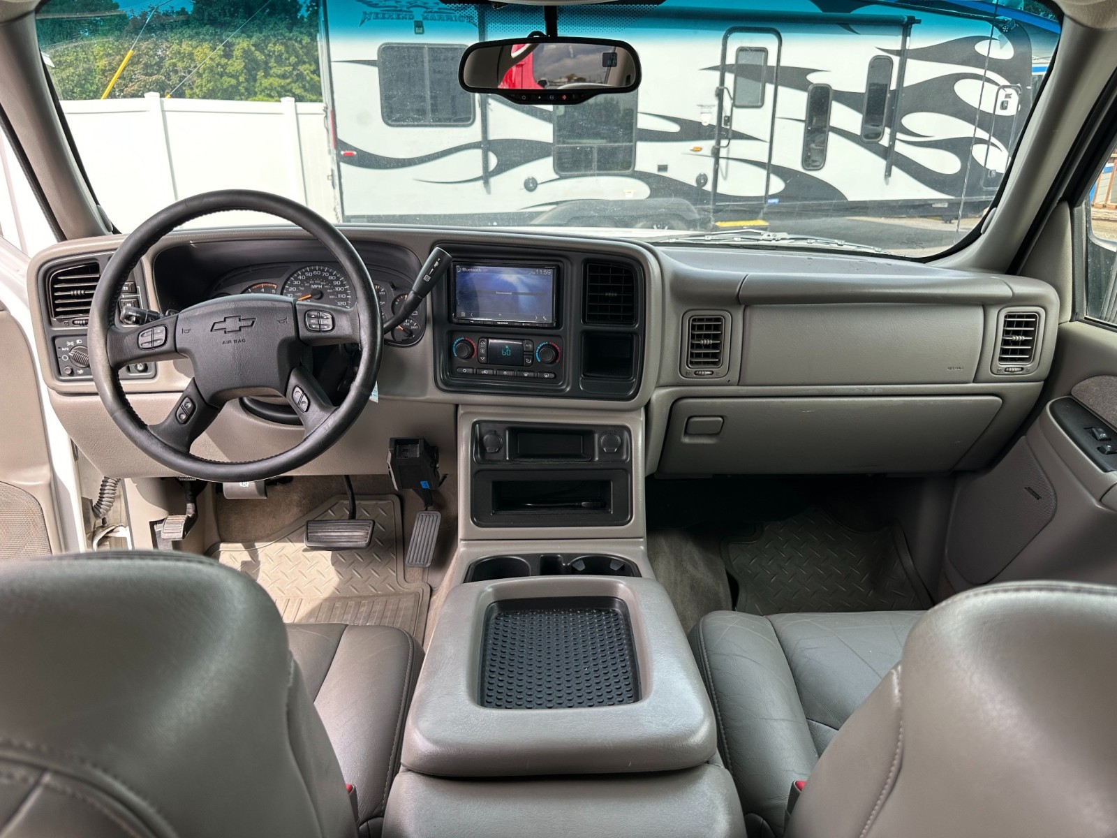 2003 Chevrolet Silverado 2500HD LT 29