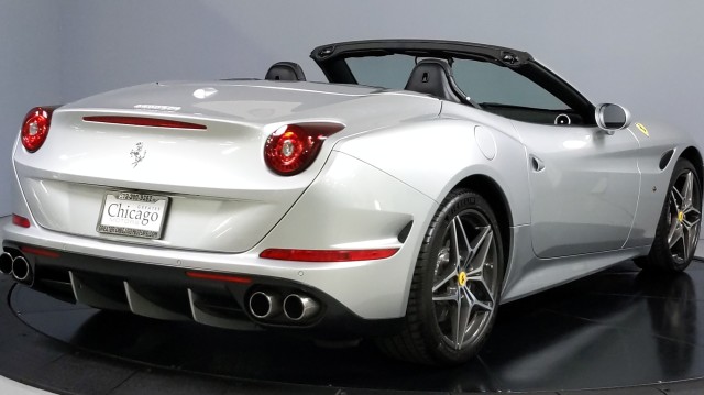 2016 Ferrari California T 6