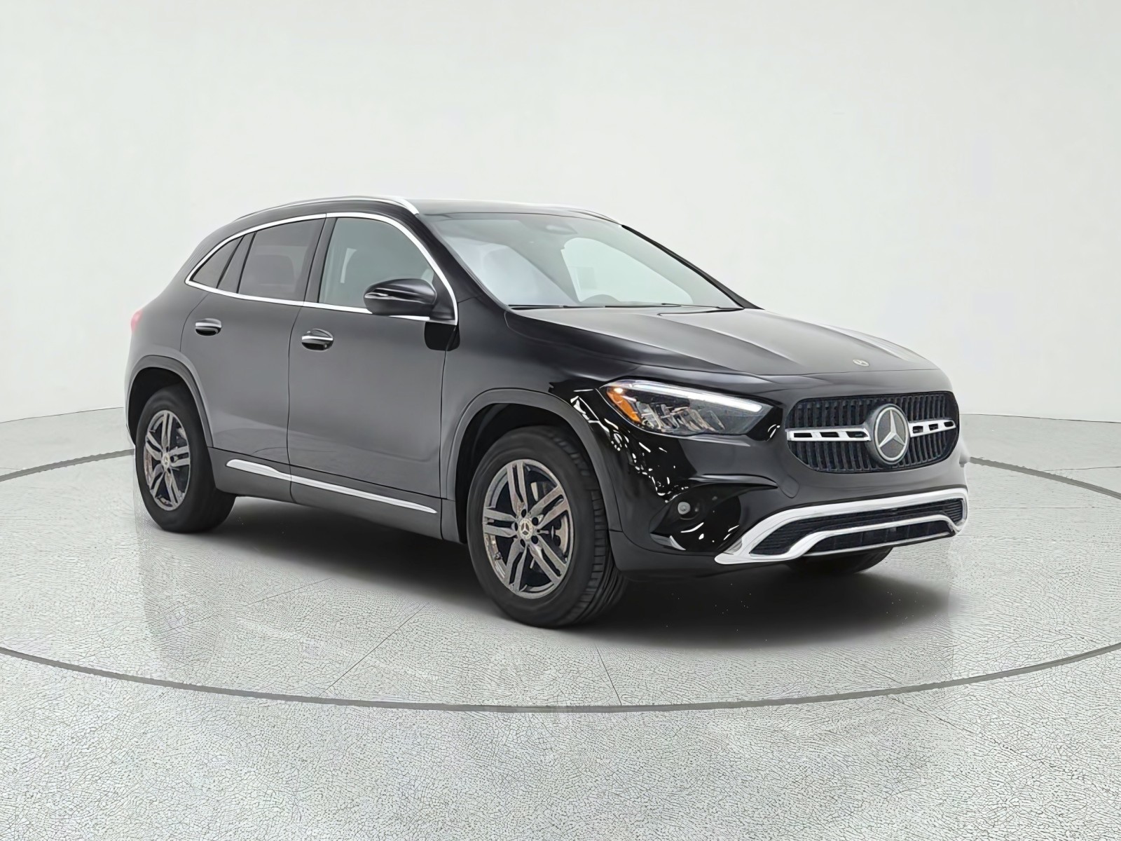 New 2026 Night Black Mercedes-Benz GLA 250 SUV image 3